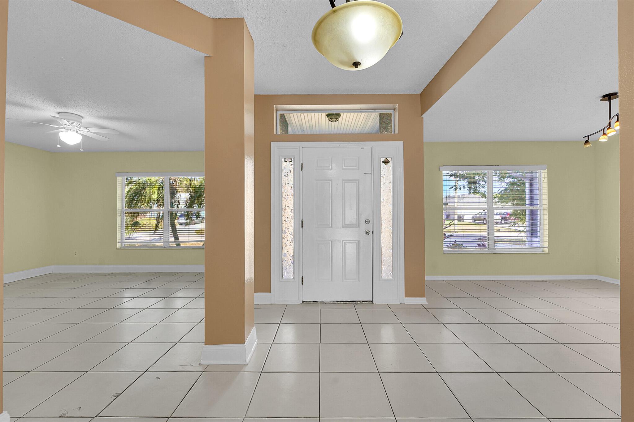 PORT ST LUCIE SECTION 18 - Residential Lease