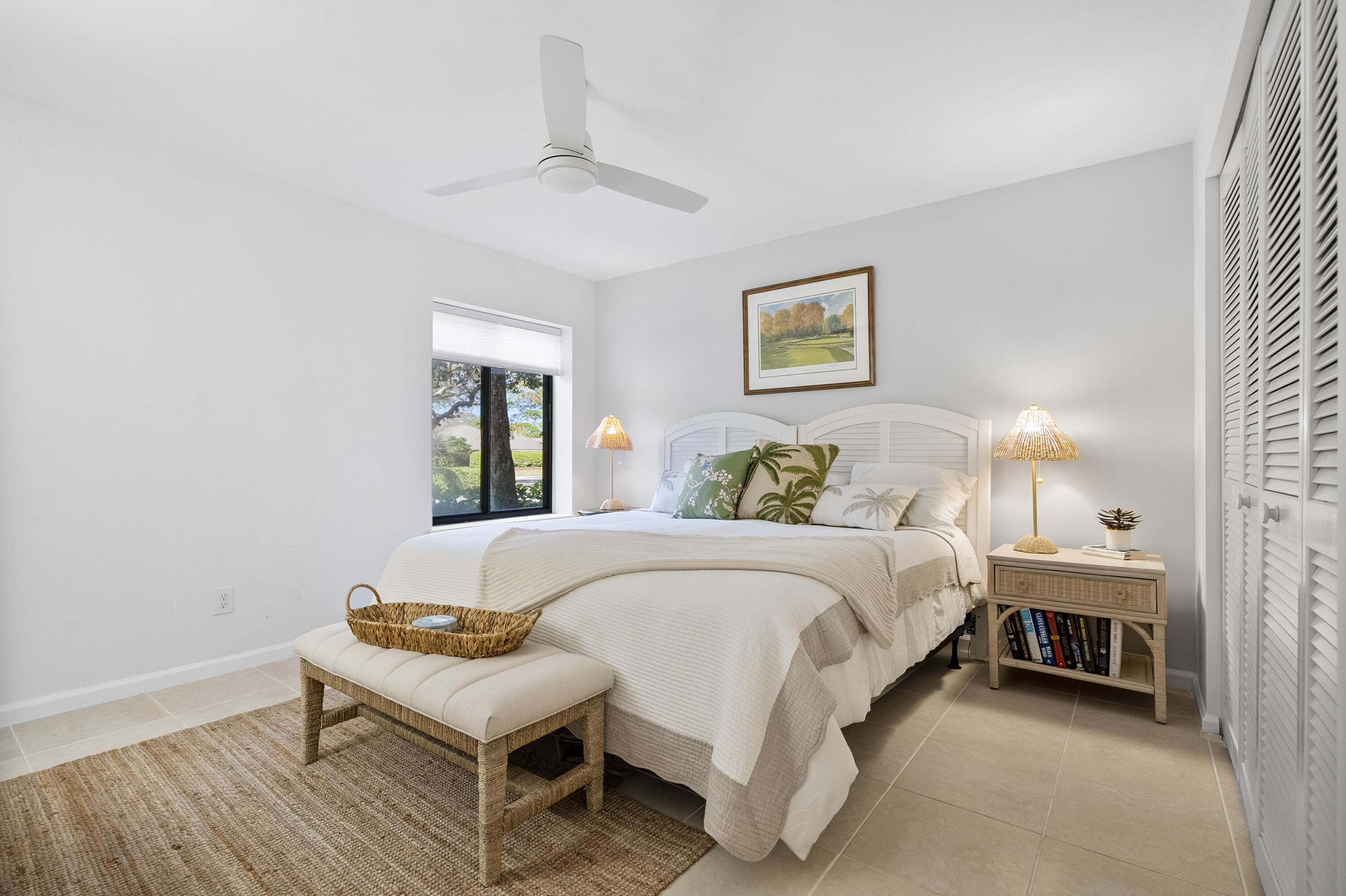 MARINER SANDS CLUB VILLAS CONDO - Residential