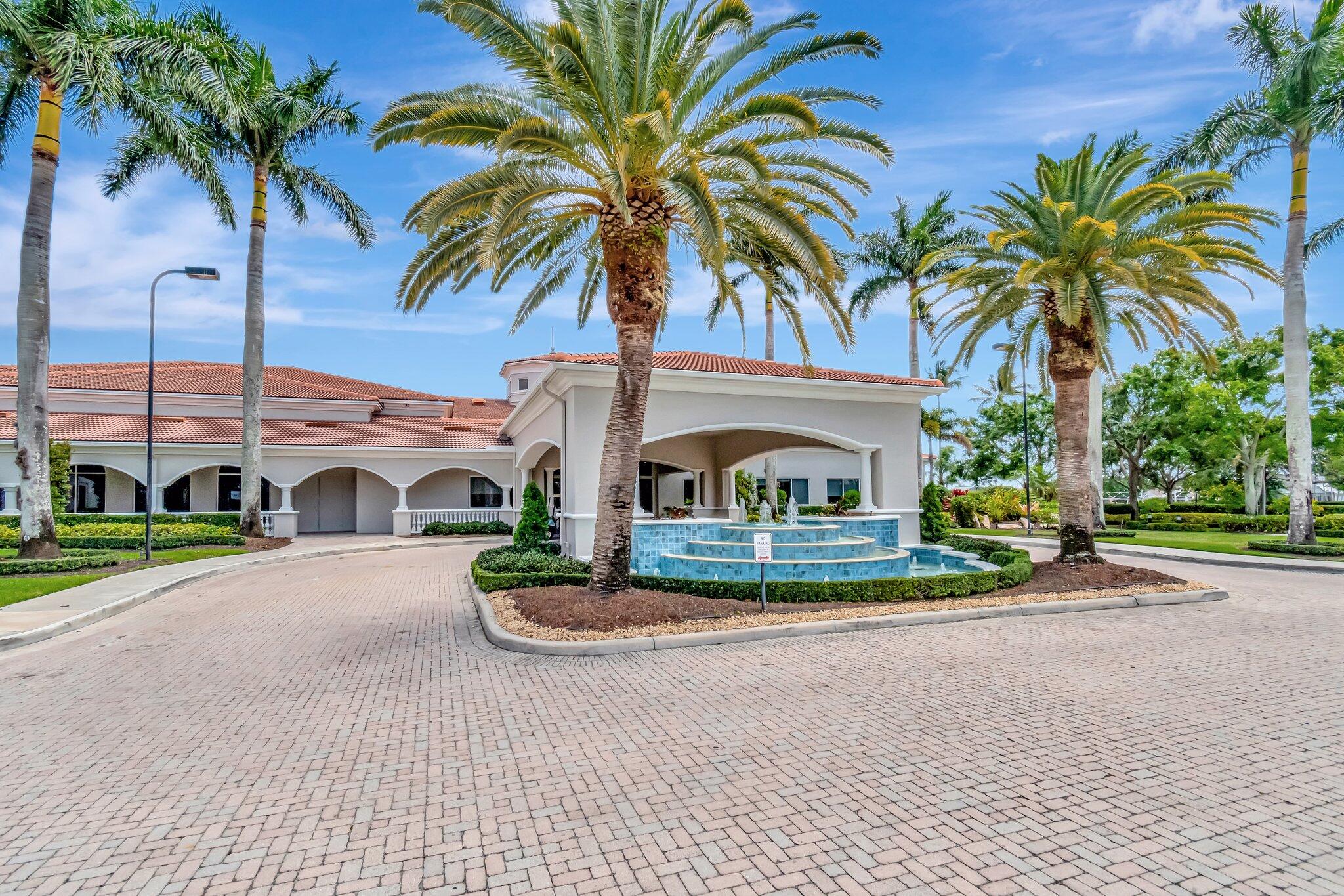 VALENCIA LAKES 1 - Residential