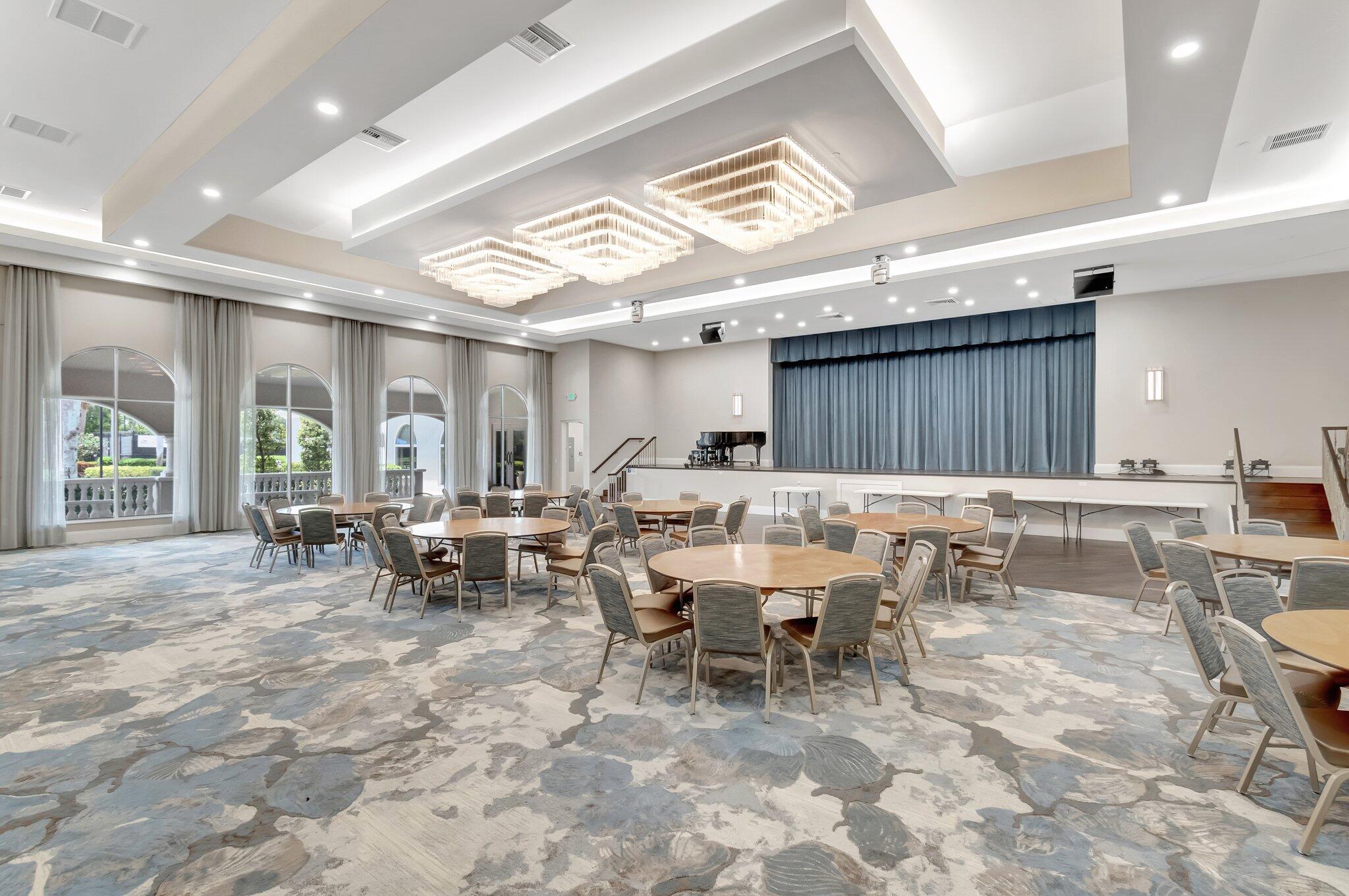 VALENCIA LAKES 1 - Residential