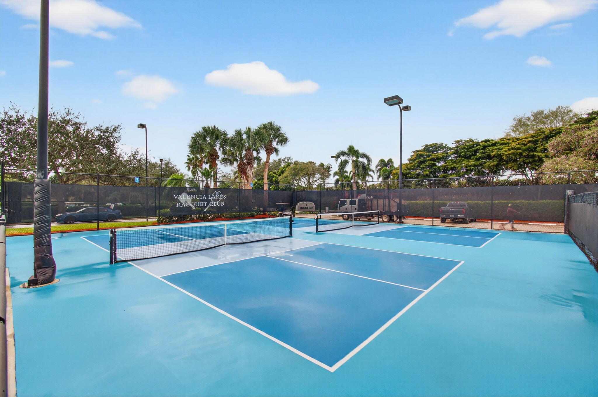 VALENCIA LAKES 1 - Residential