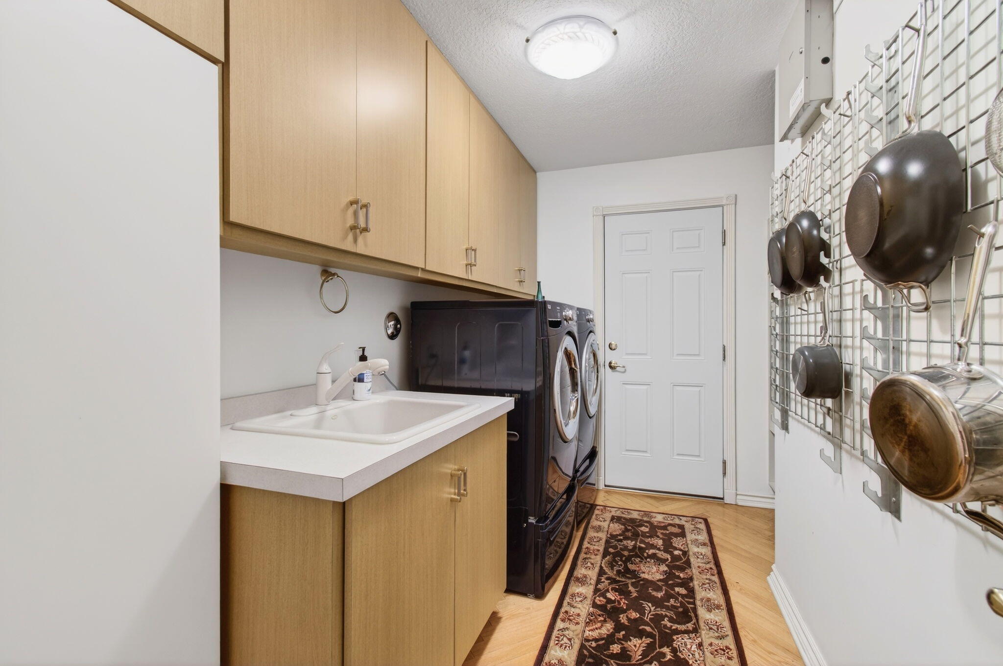 VALENCIA LAKES 1 - Residential