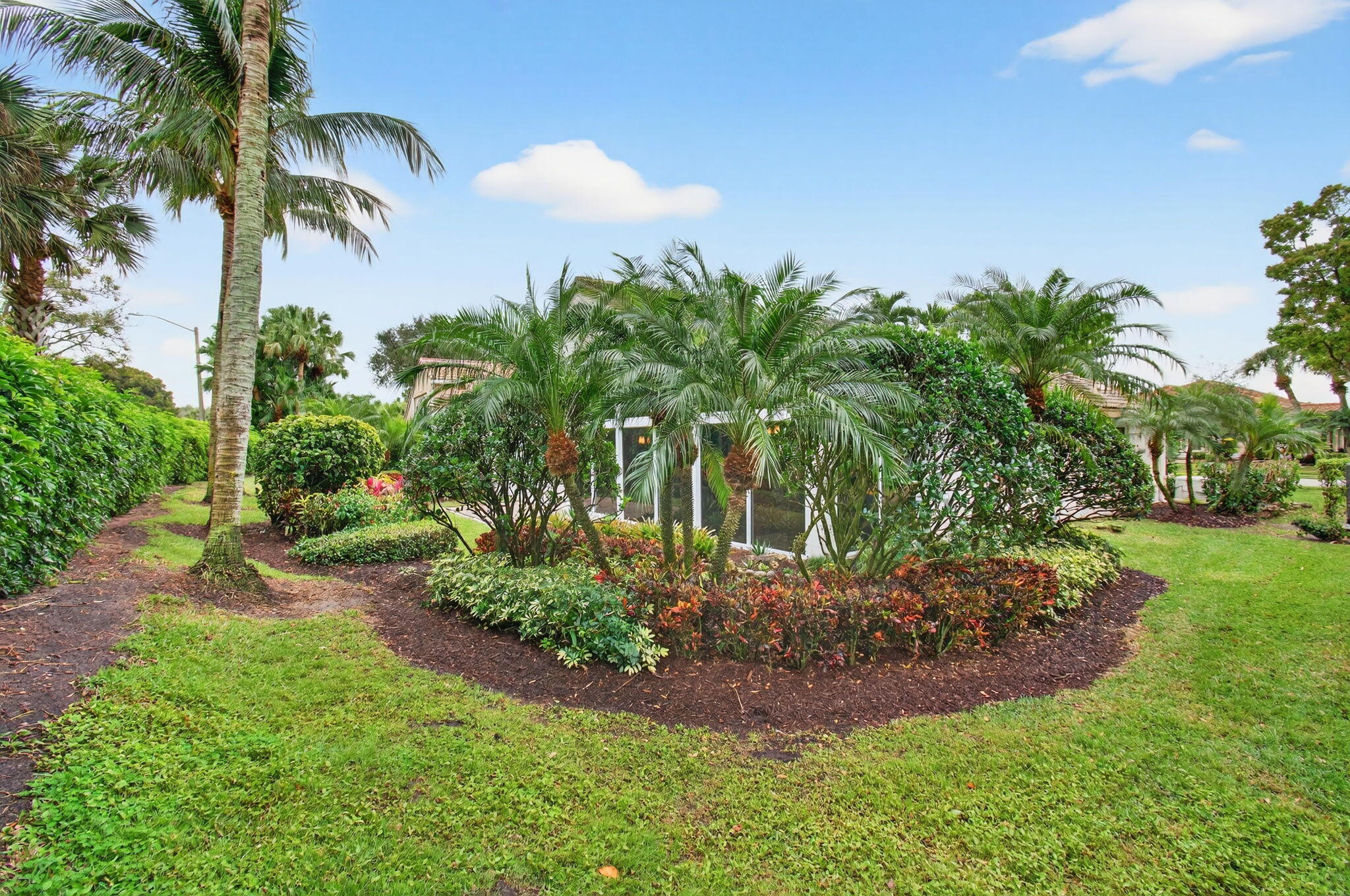 VALENCIA LAKES 1 - Residential