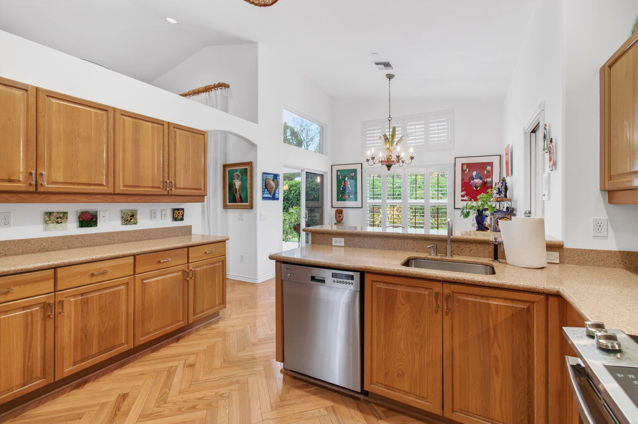 VALENCIA LAKES 1 - Residential