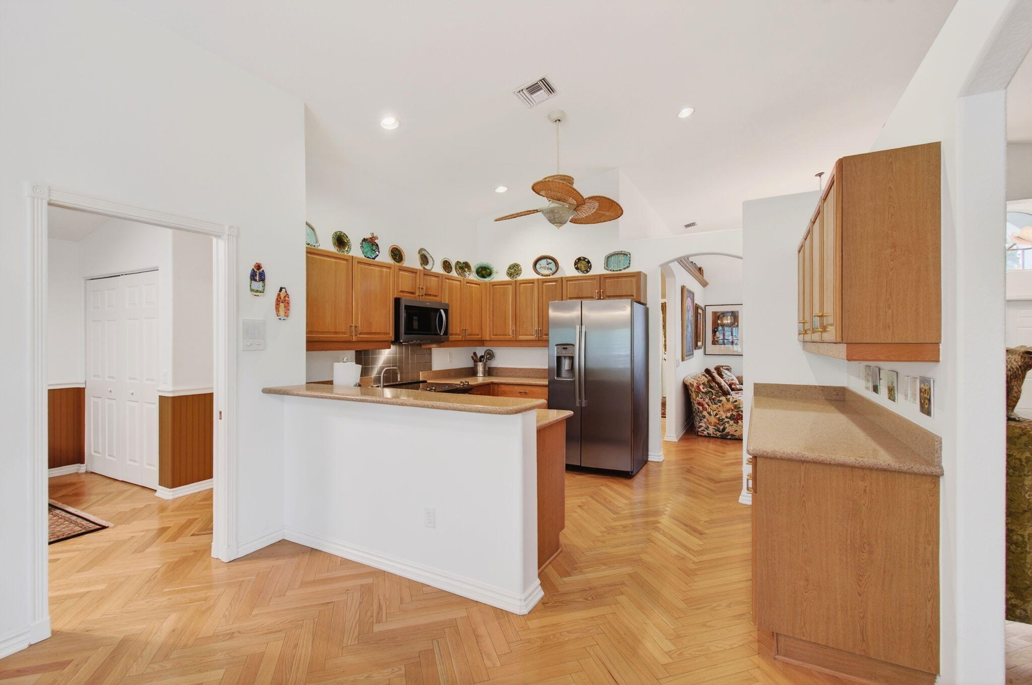 VALENCIA LAKES 1 - Residential