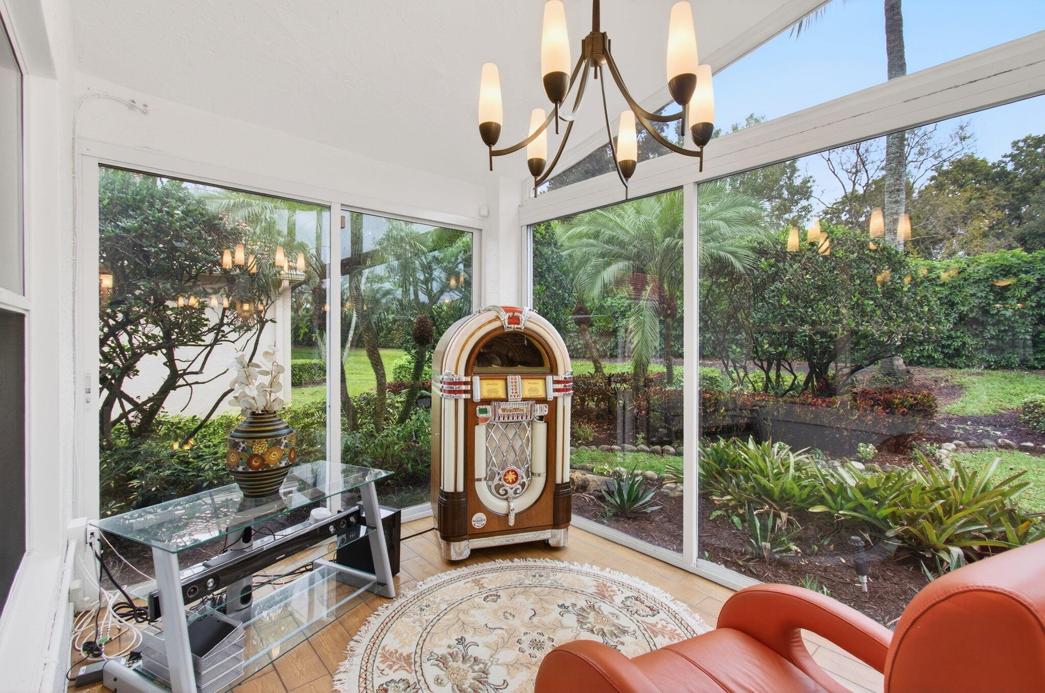 VALENCIA LAKES 1 - Residential