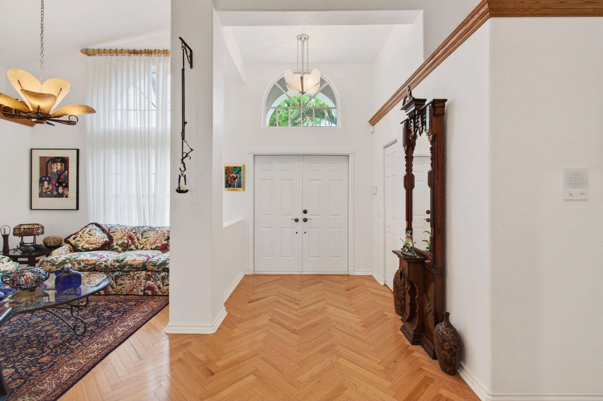 VALENCIA LAKES 1 - Residential