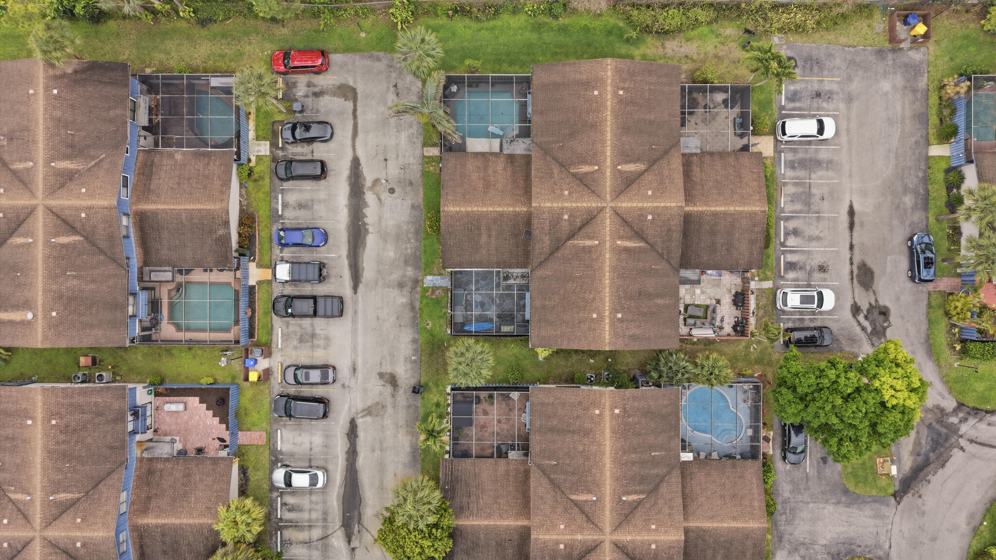 COUNTRY - Residential