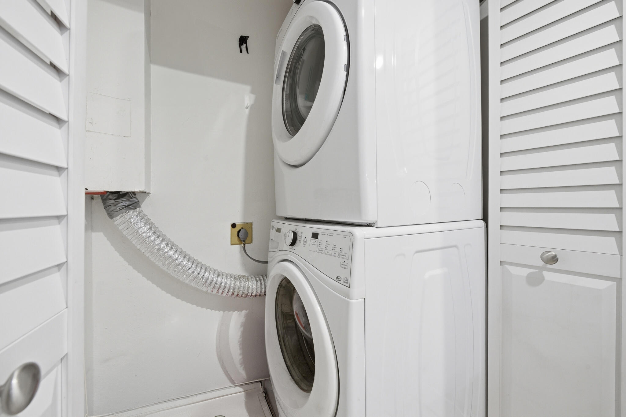 COUNTRY - Residential