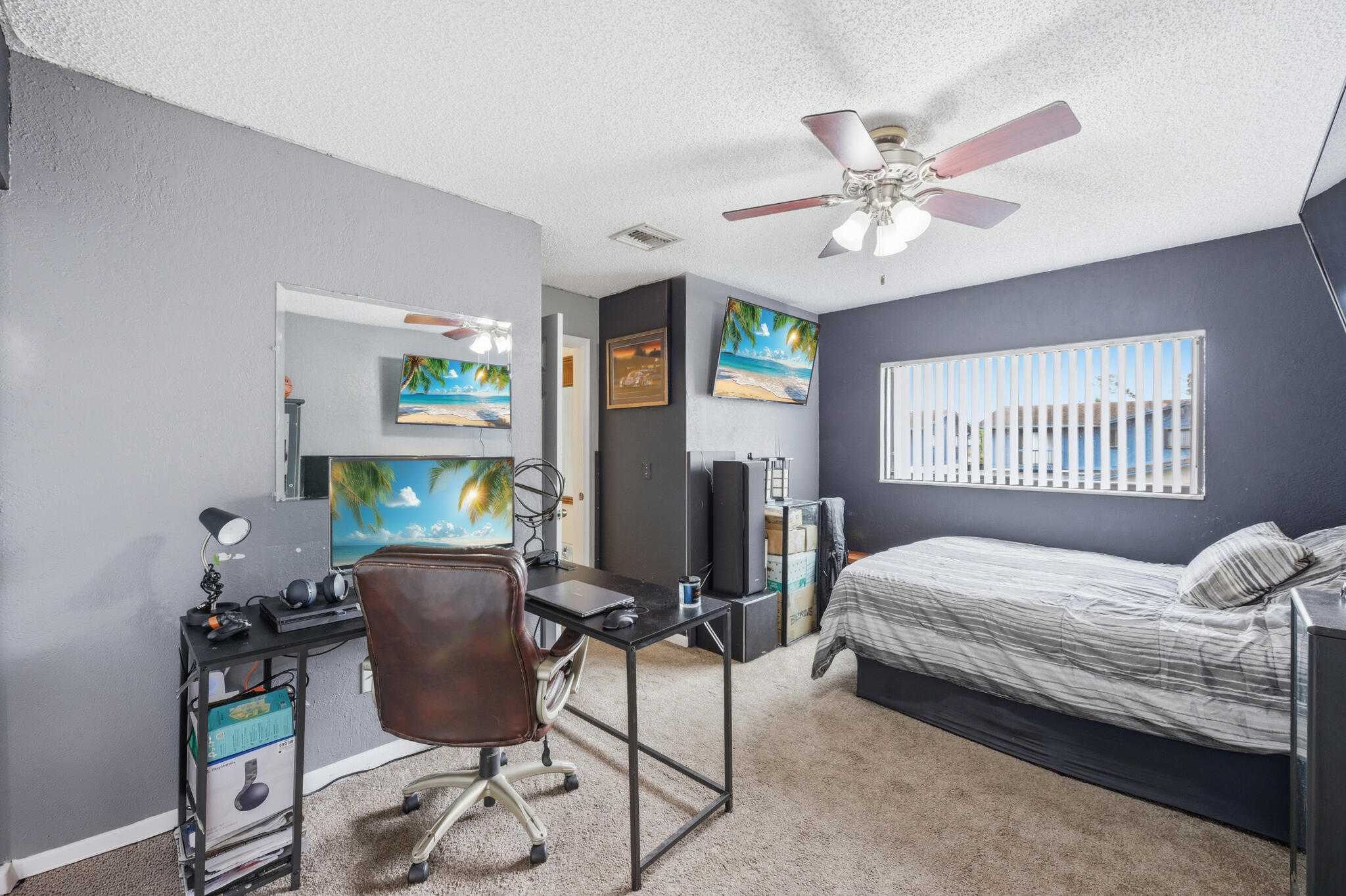 COUNTRY - Residential