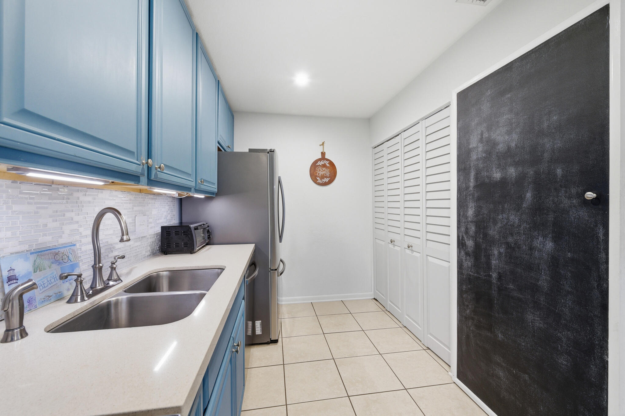 COUNTRY - Residential