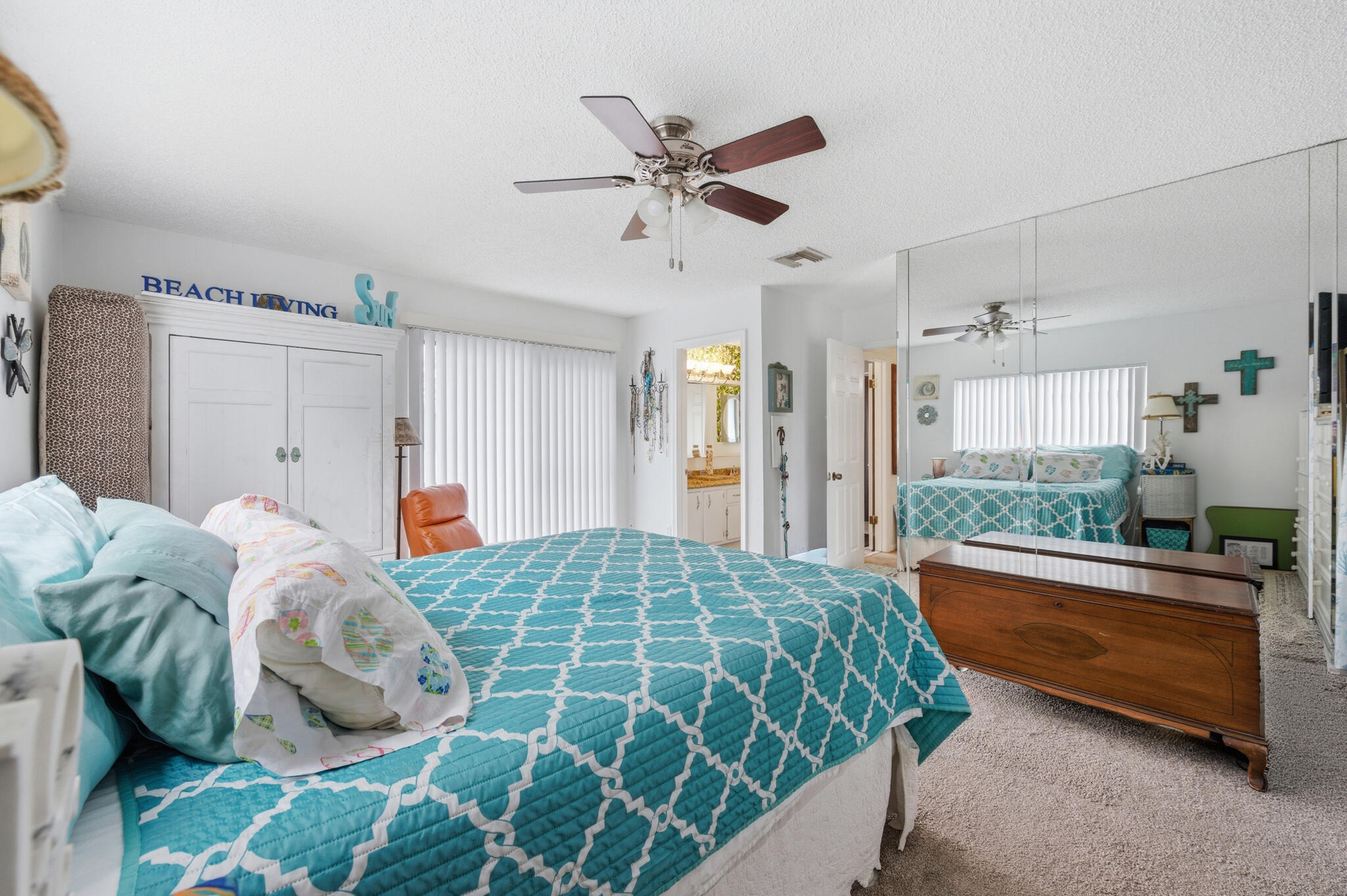 COUNTRY - Residential