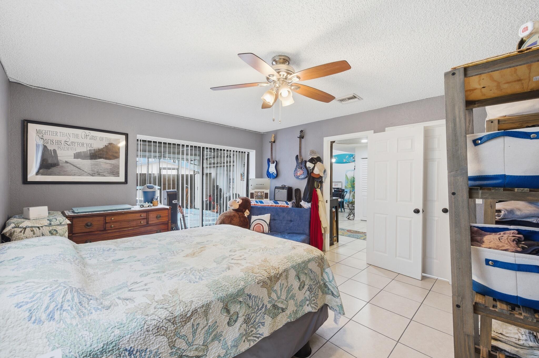 COUNTRY - Residential