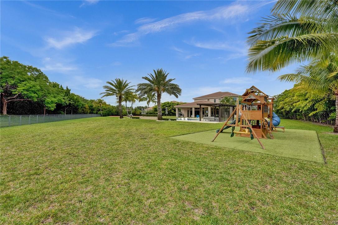 Parkland Golf & Country C - Residential