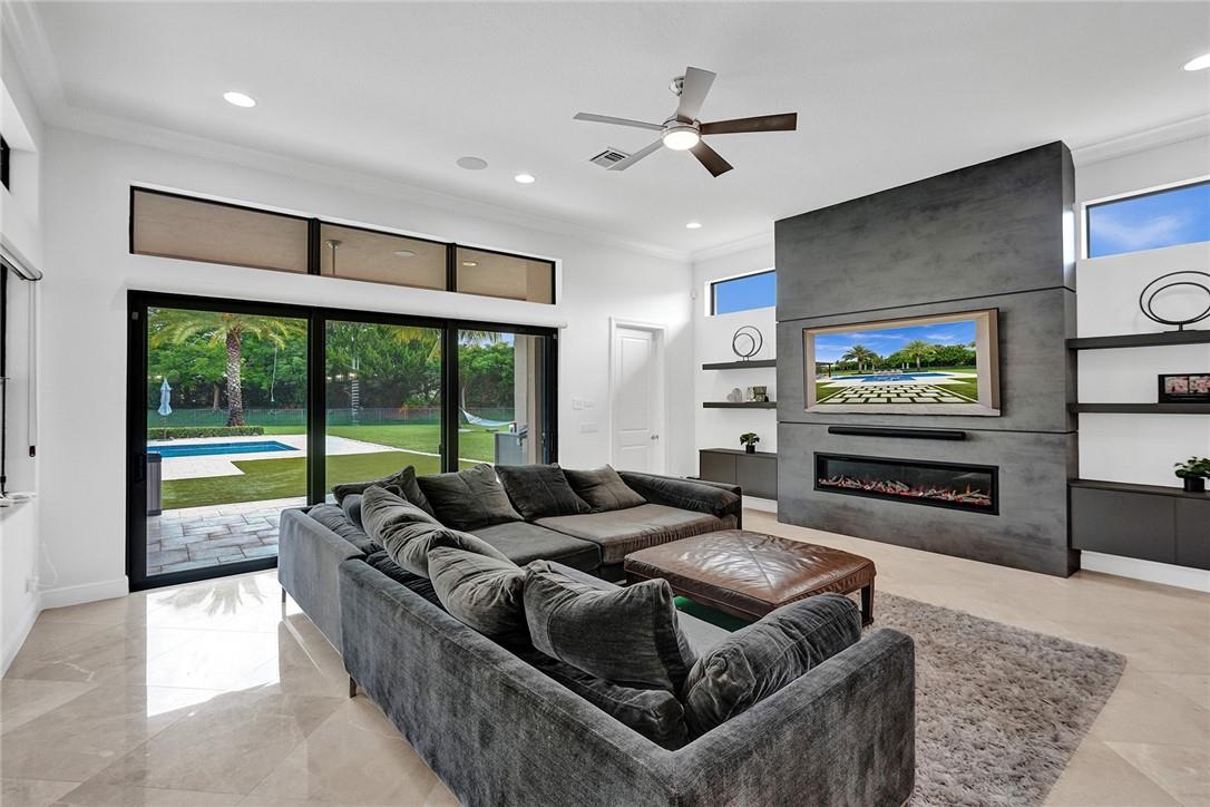 Parkland Golf & Country C - Residential