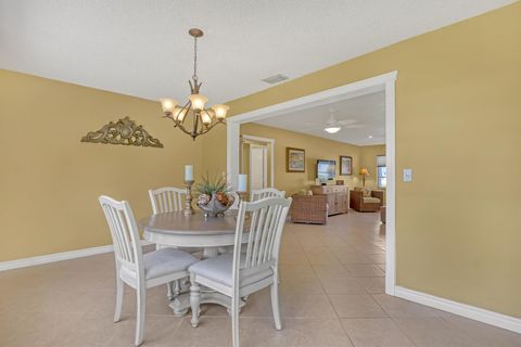 Single Family Residence in Boynton Beach FL 2102 22nd Avenue Ave 9.jpg
