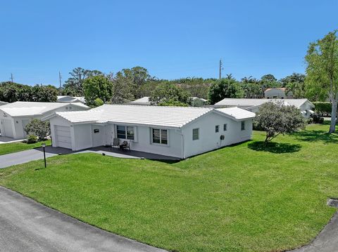 Single Family Residence in Boynton Beach FL 2102 22nd Avenue Ave 31.jpg
