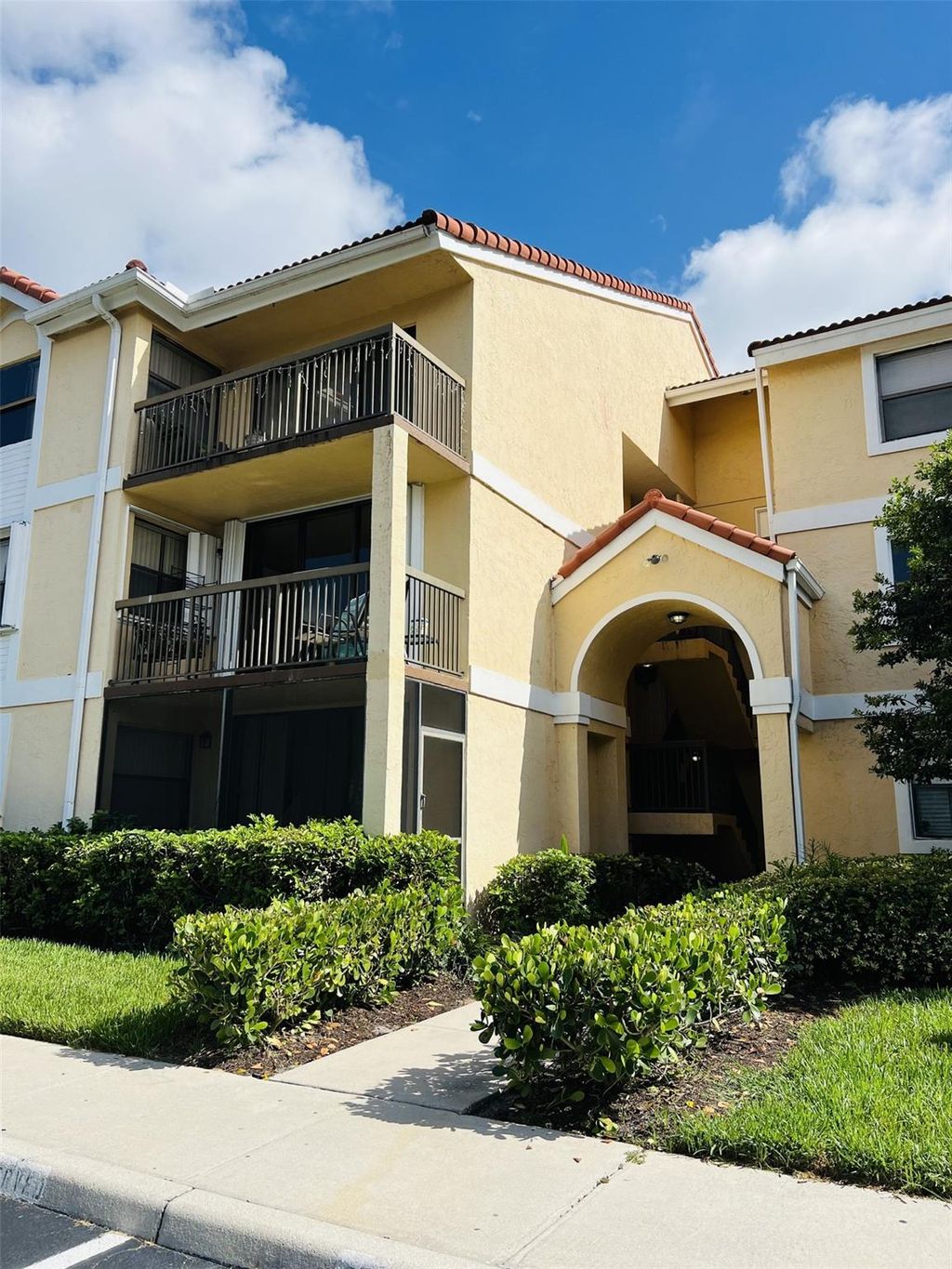 Photo of 5641 Riverside Dr #305B1, Coral Springs, FL 33067 (MLS # F10397848)