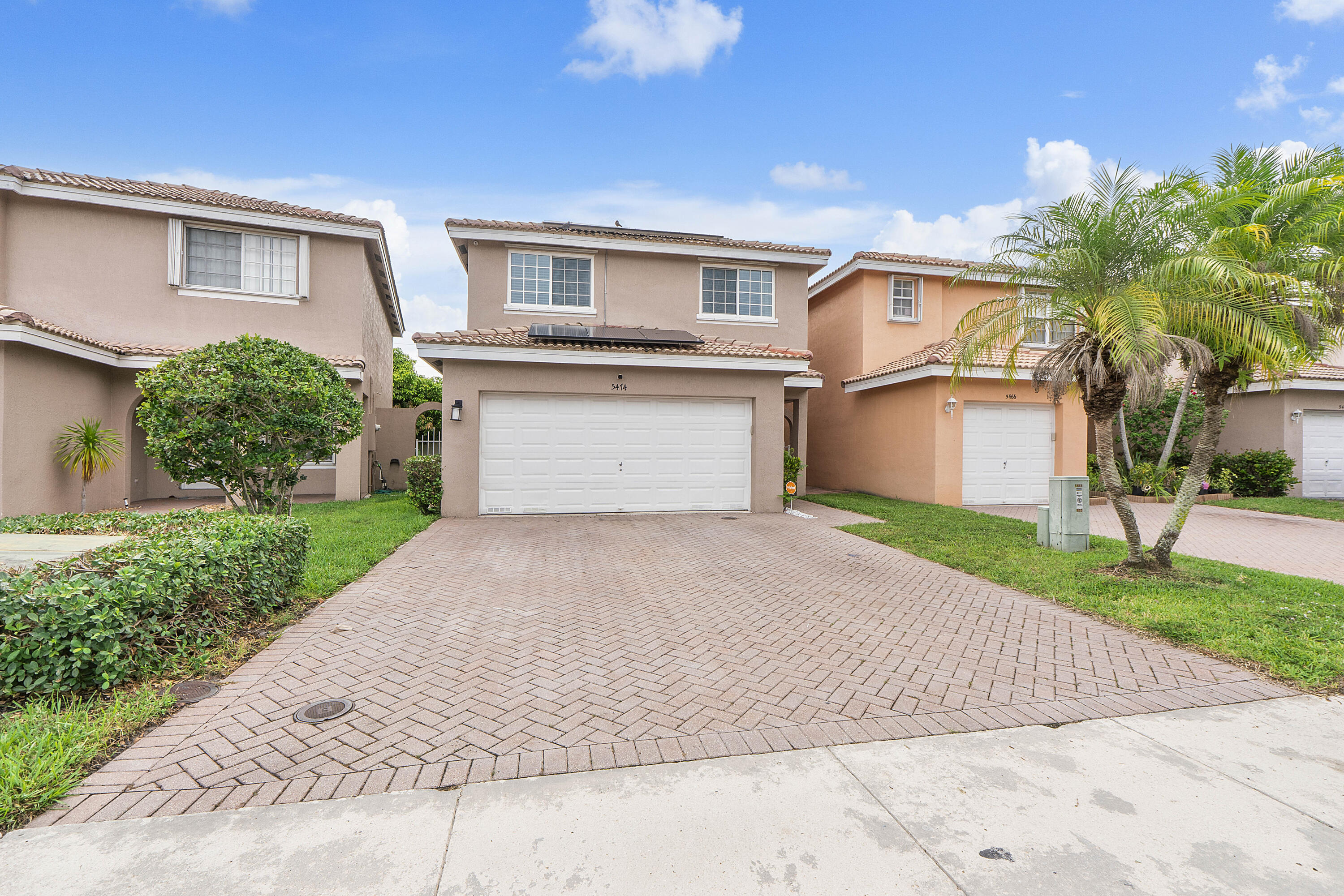 5474 NW 94th Terrace