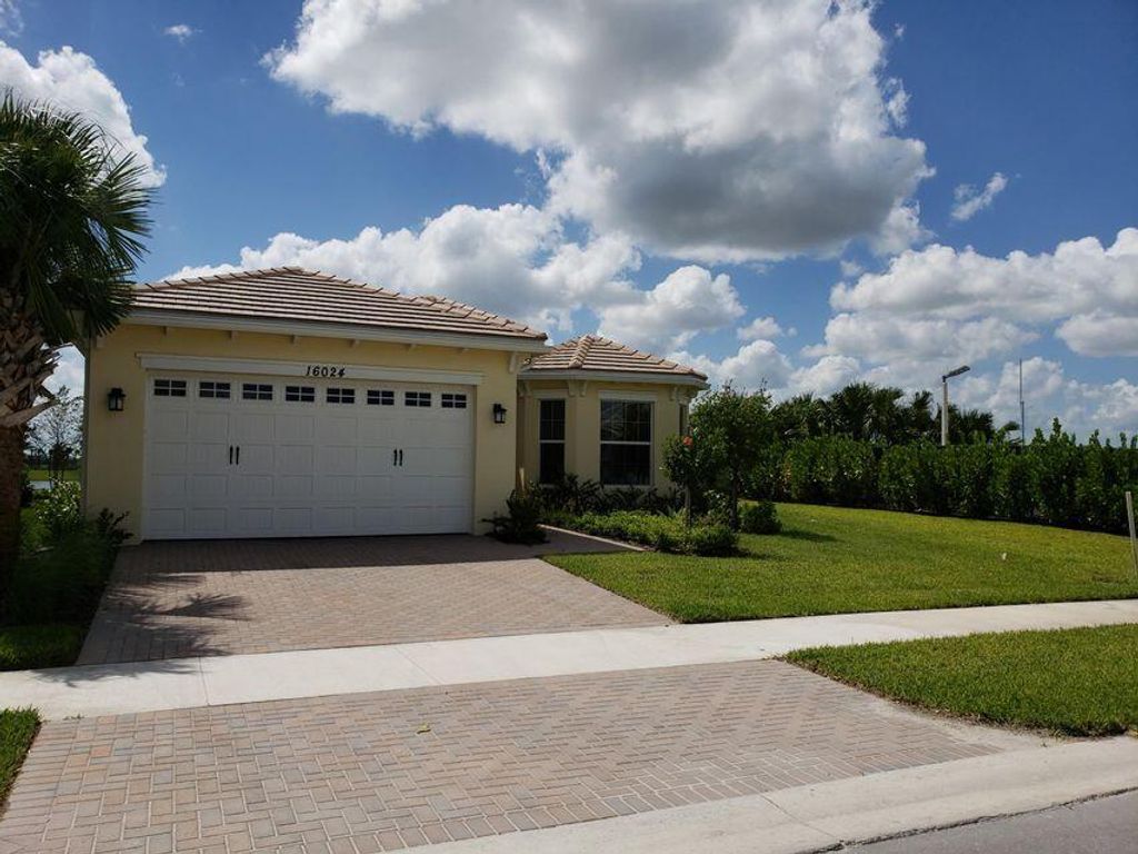 Photo of 16024 Whippoorwill Circle, Westlake, FL 33470 (MLS # R10817381)