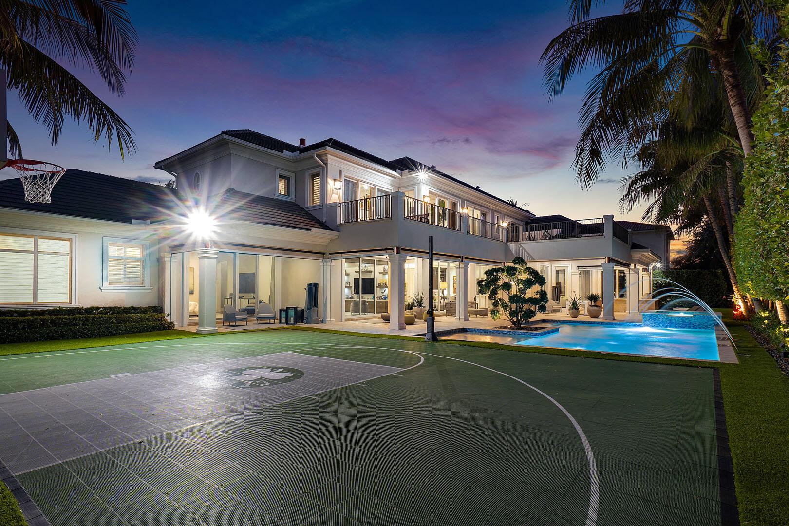 ROYAL PALM YACHT & COUNTR - Residential