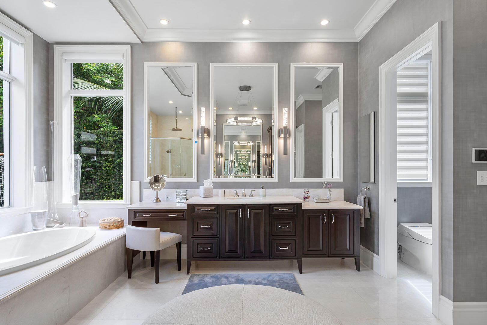 ROYAL PALM YACHT & COUNTR - Residential