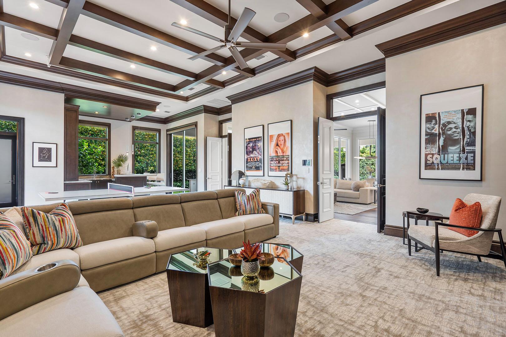 ROYAL PALM YACHT & COUNTR - Residential