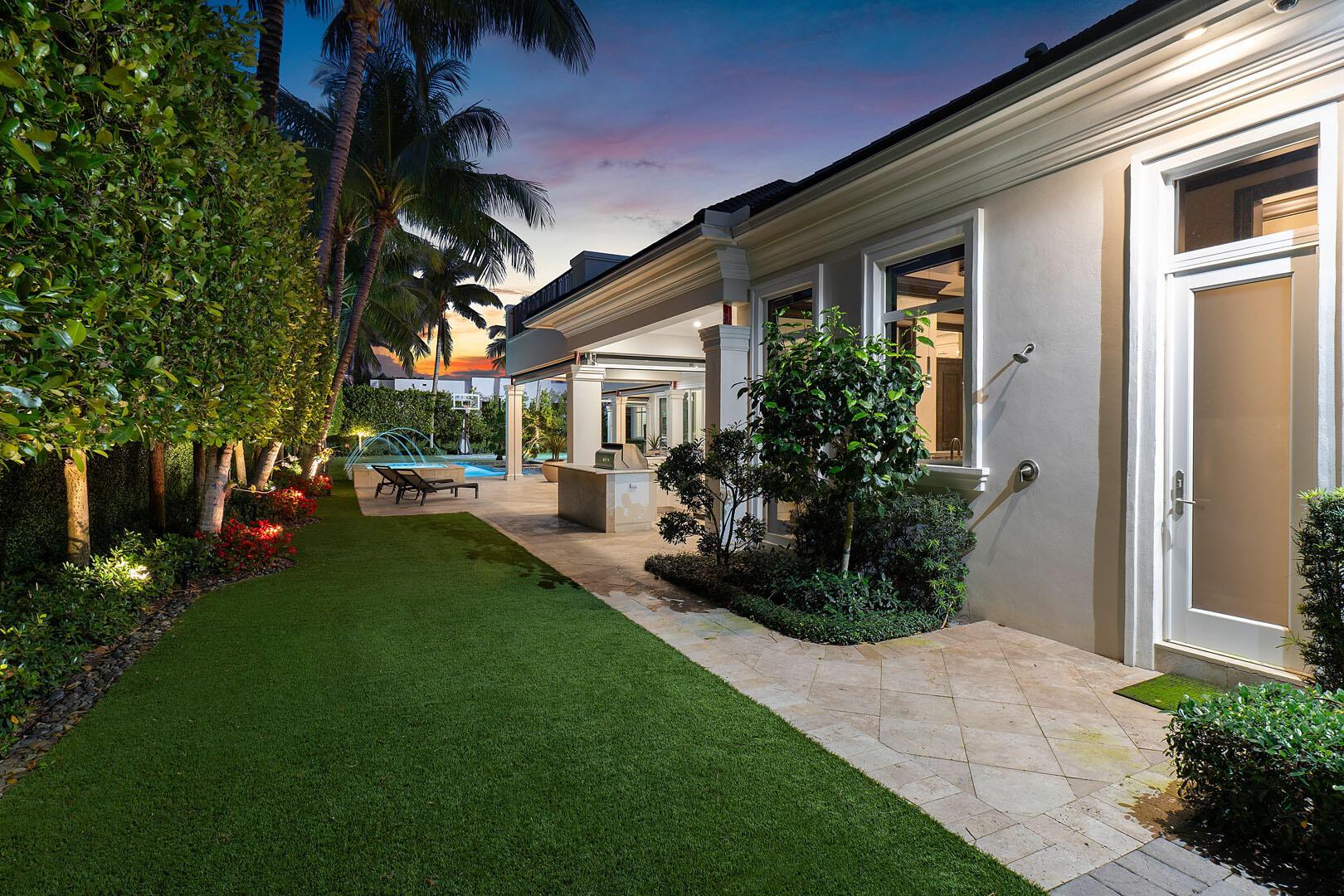 ROYAL PALM YACHT & COUNTR - Residential