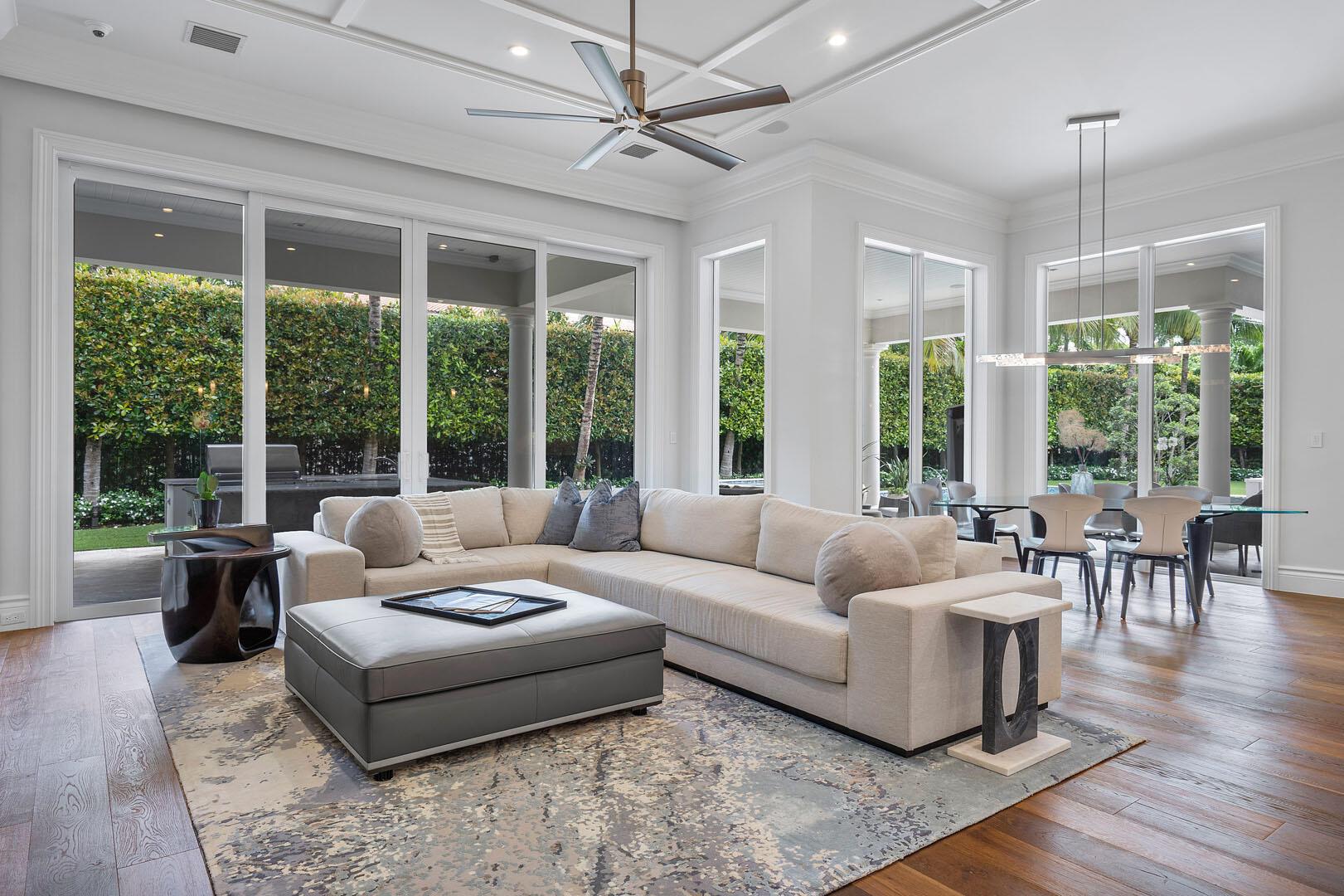 ROYAL PALM YACHT & COUNTR - Residential