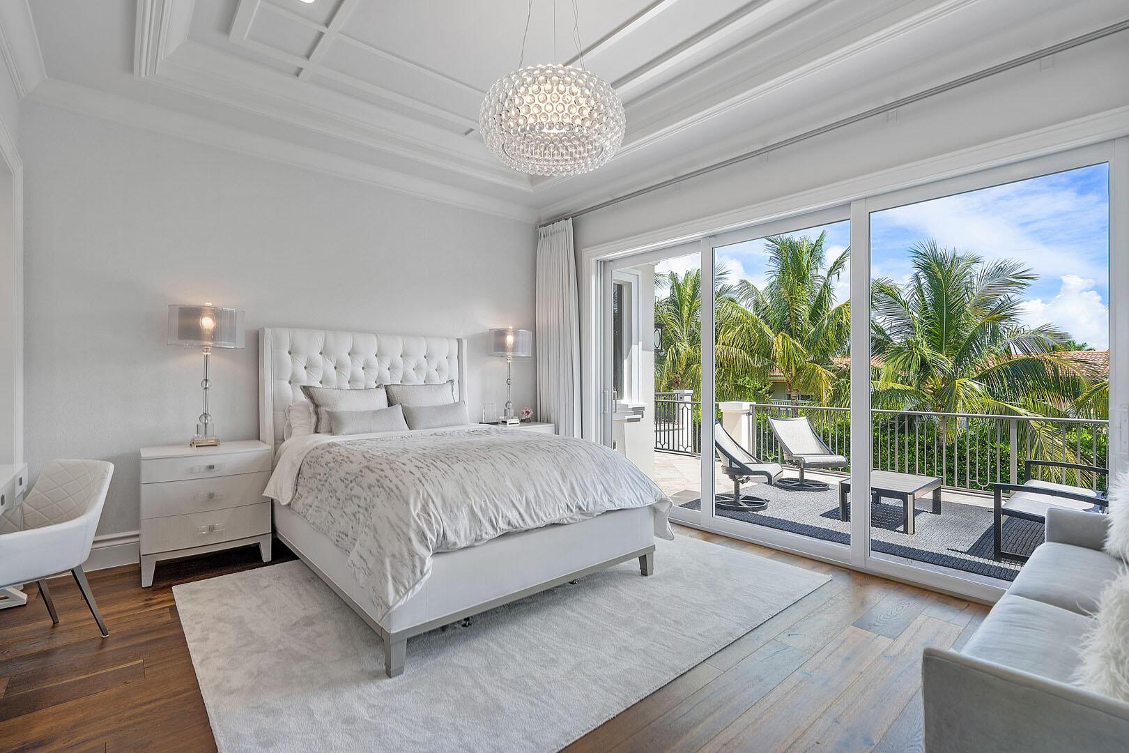 ROYAL PALM YACHT & COUNTR - Residential