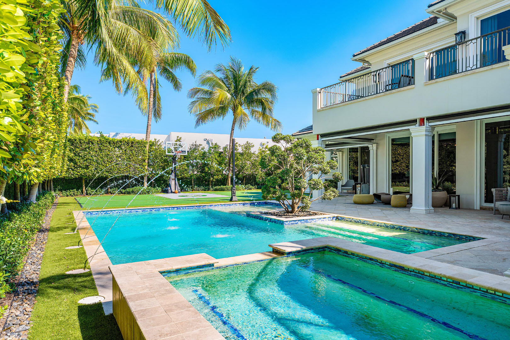 ROYAL PALM YACHT & COUNTR - Residential