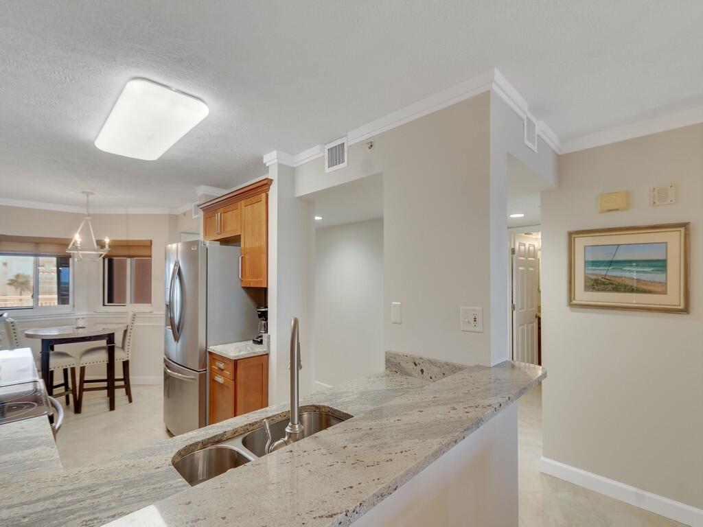 OCEAN HARBOUR TOWER CONDOMINIUM E - Residential