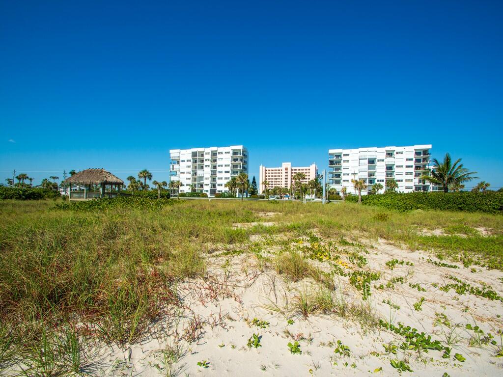OCEAN HARBOUR TOWER CONDOMINIUM E - Residential