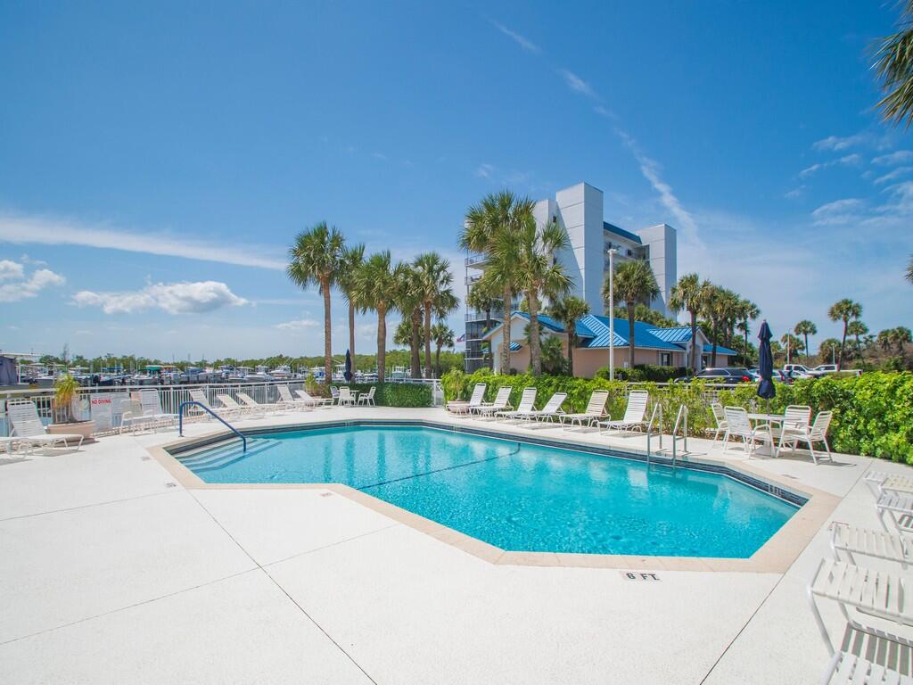OCEAN HARBOUR TOWER CONDOMINIUM E - Residential