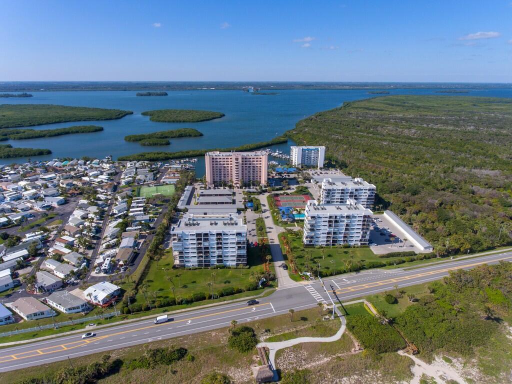 OCEAN HARBOUR TOWER CONDOMINIUM E - Residential