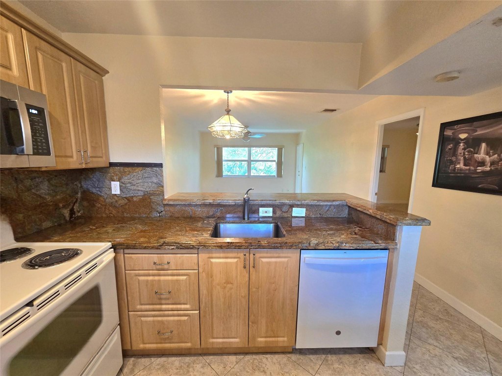 Bamboo Gardens Condo - Residential Lease