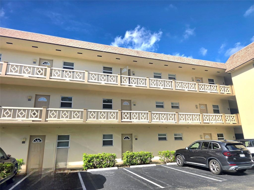 Photo of 3531 NW 50th Ave #609, Lauderdale Lakes, FL 33319 (MLS # F10541010)