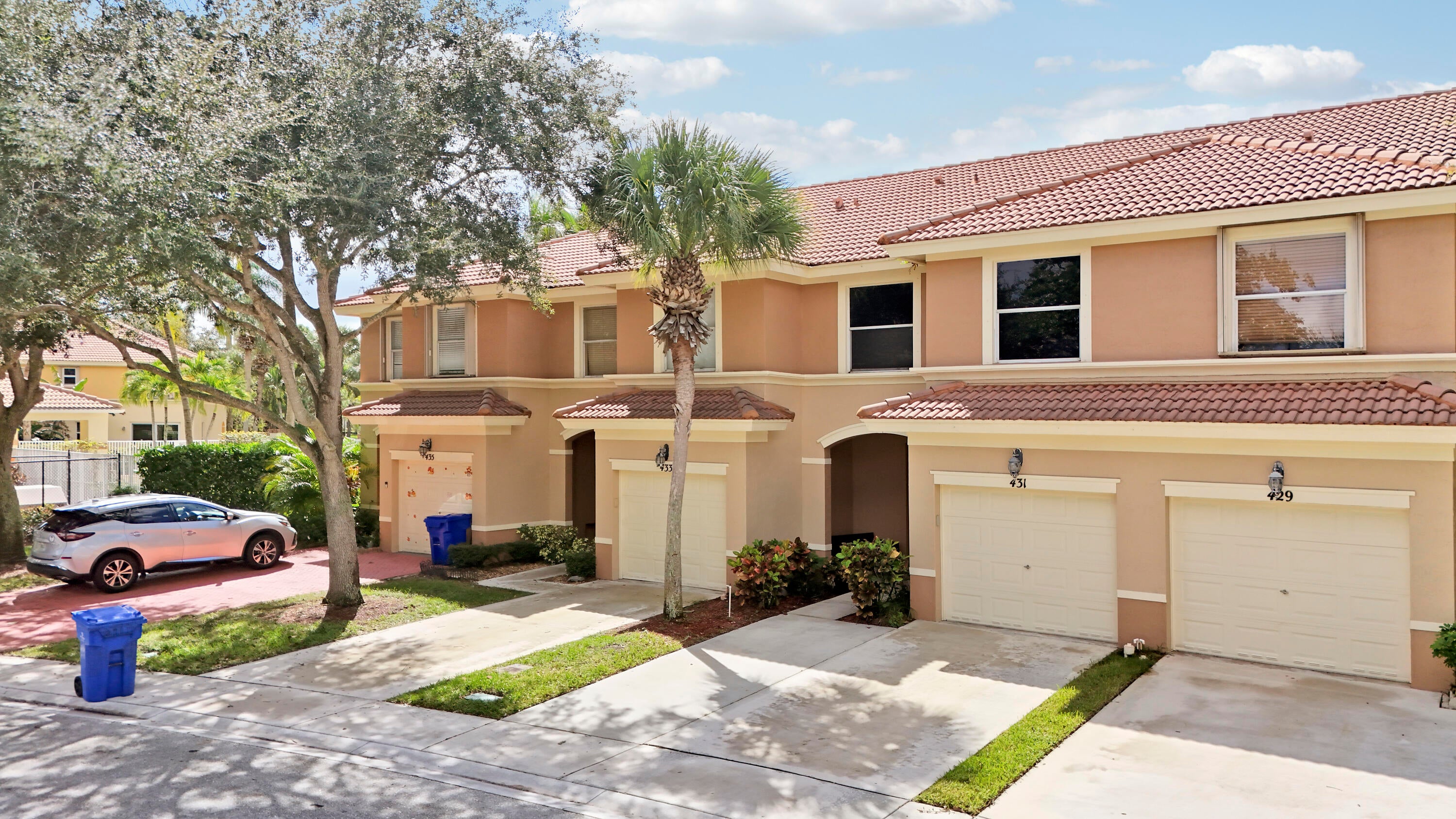 431 Rainbow Springs Terrace