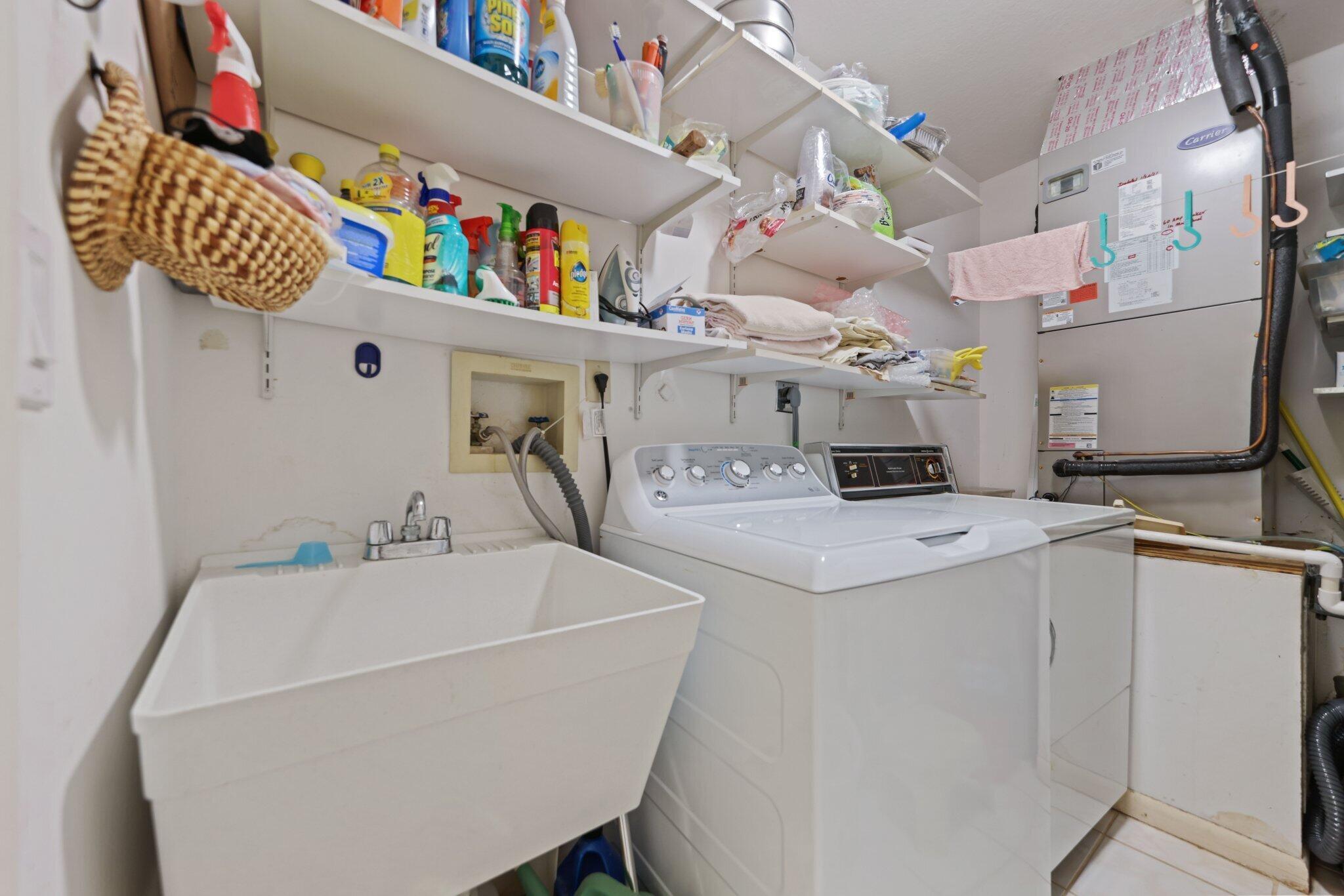 ABERDEEN 12 - Residential