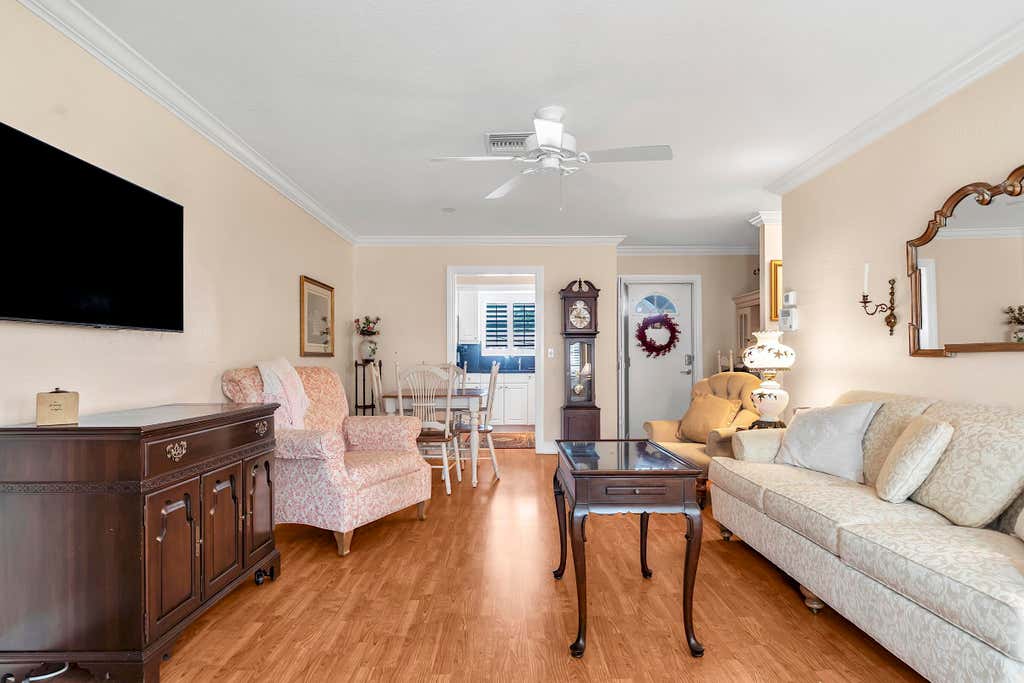 Photo of 2930 Crosley Drive E #M, West Palm Beach, FL 33415 (MLS # B26047857)