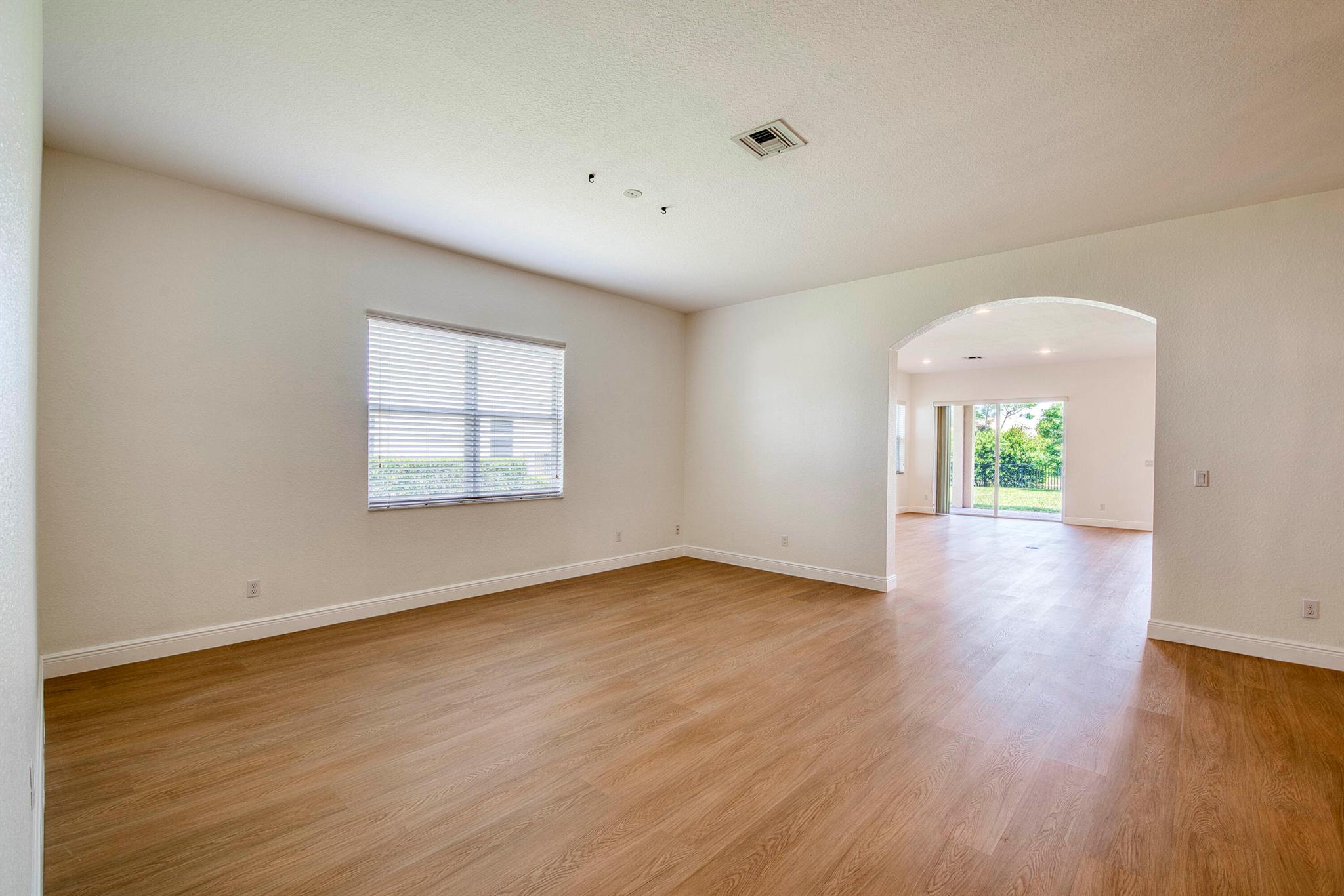RIALTO - Residential Lease