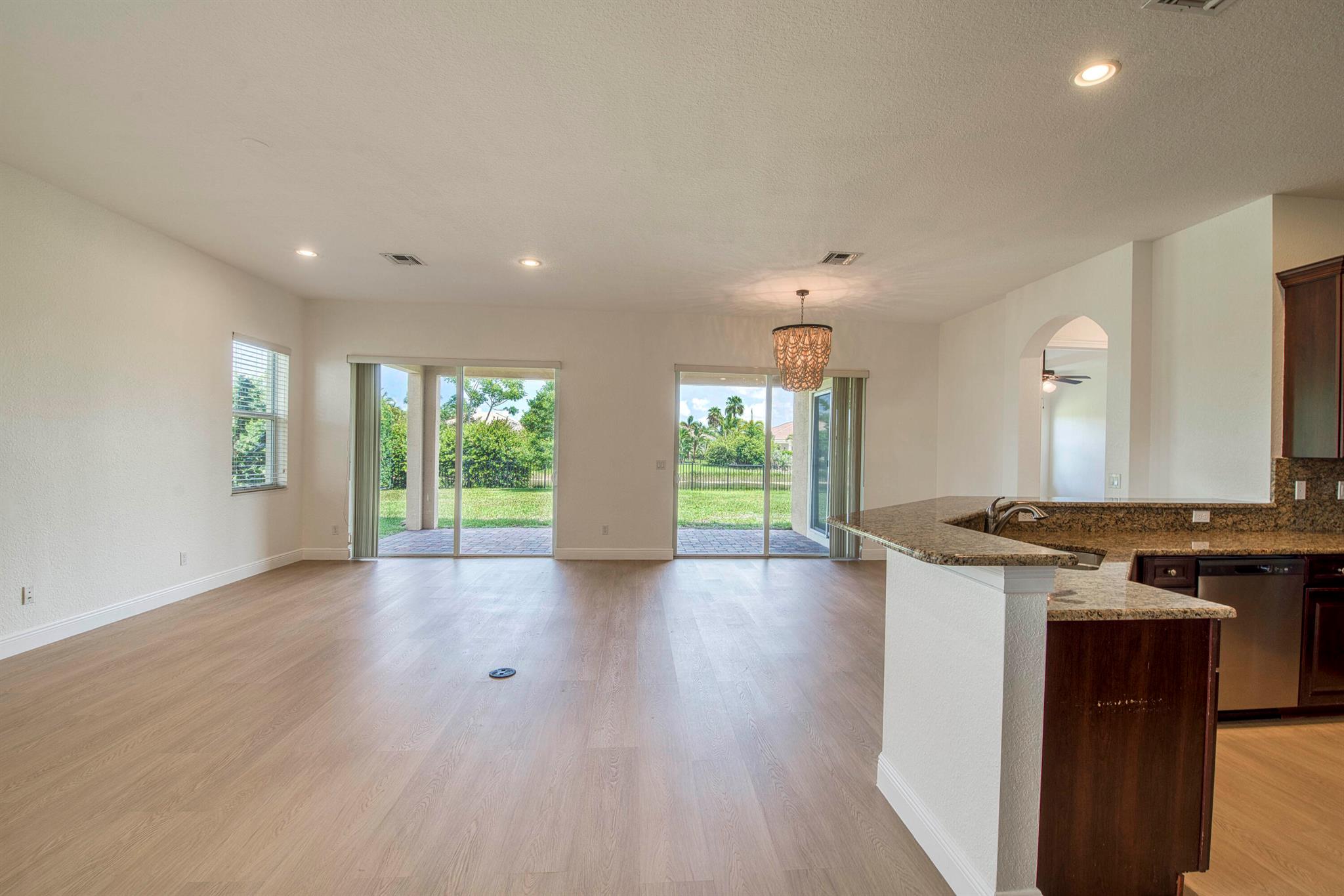 RIALTO - Residential Lease