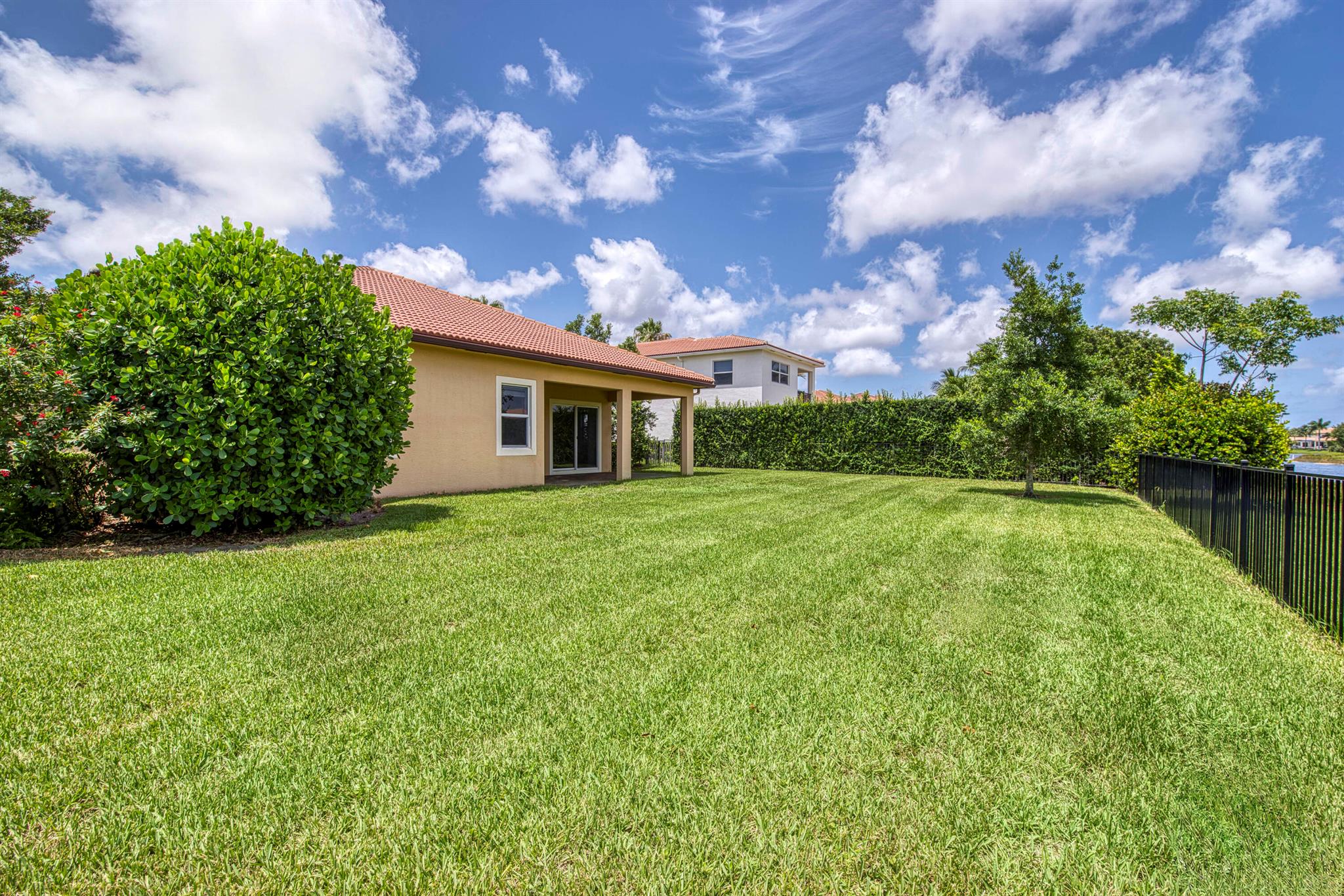 RIALTO - Residential Lease