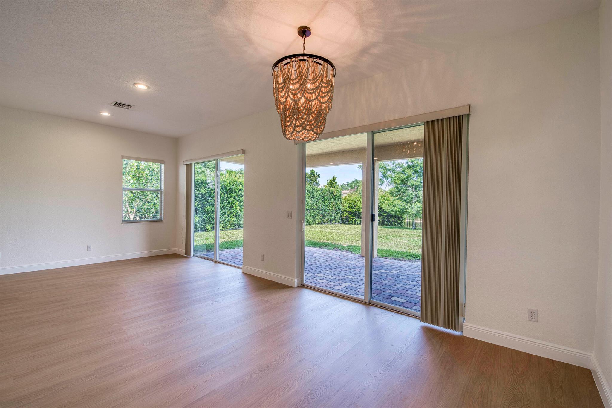 RIALTO - Residential Lease