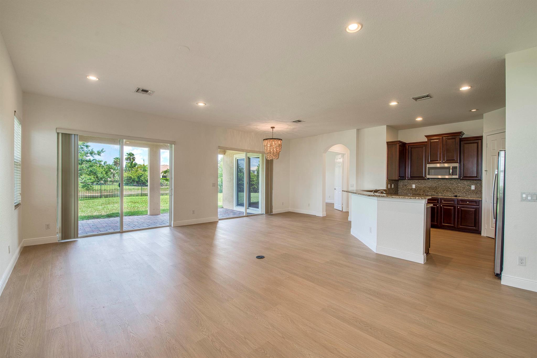 RIALTO - Residential Lease