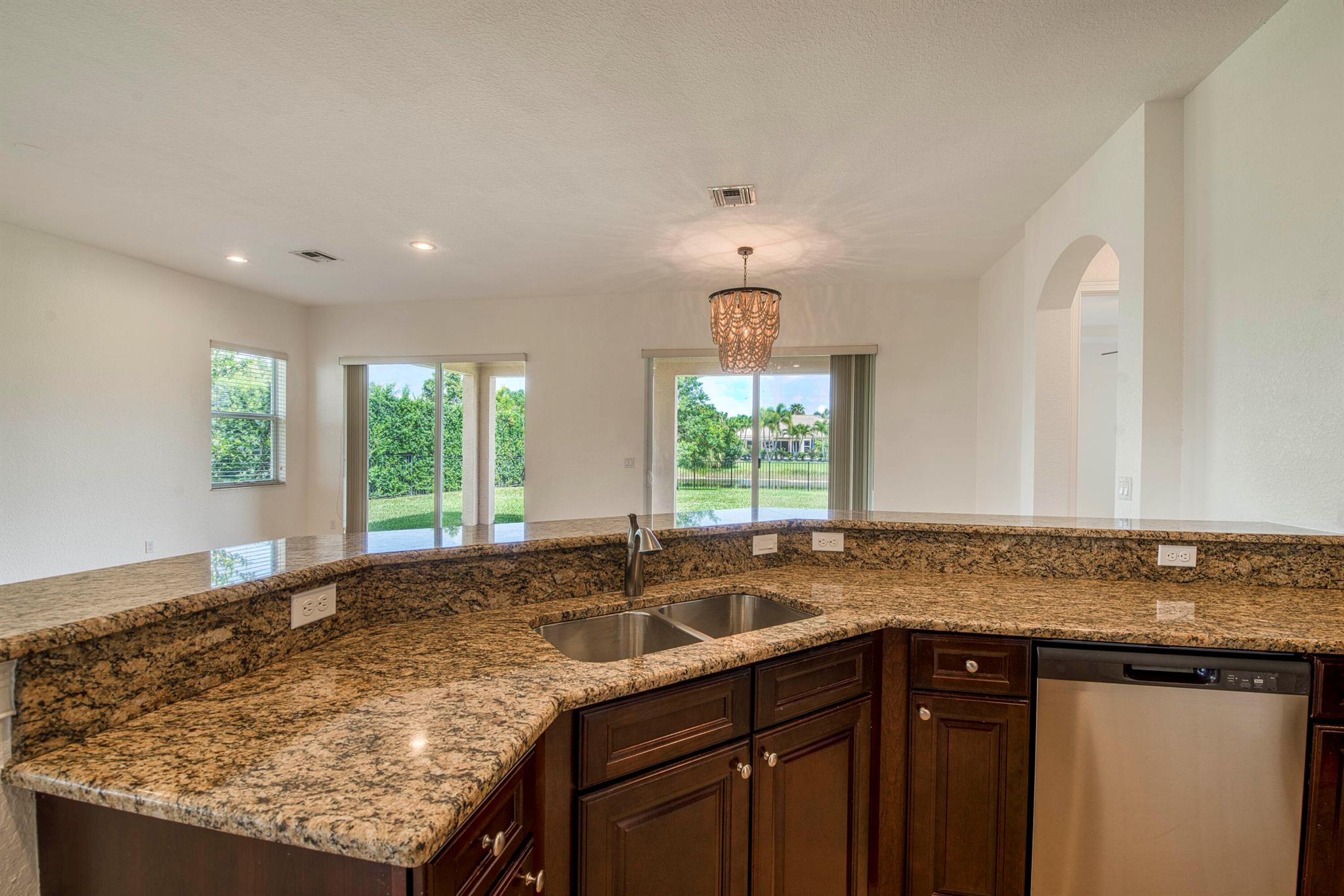 RIALTO - Residential Lease