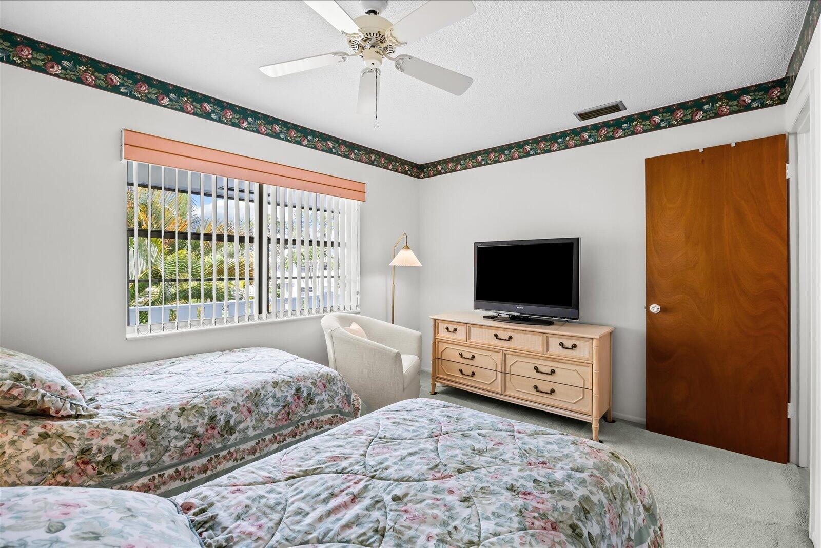 CEDAR POINTE CONDO - Residential