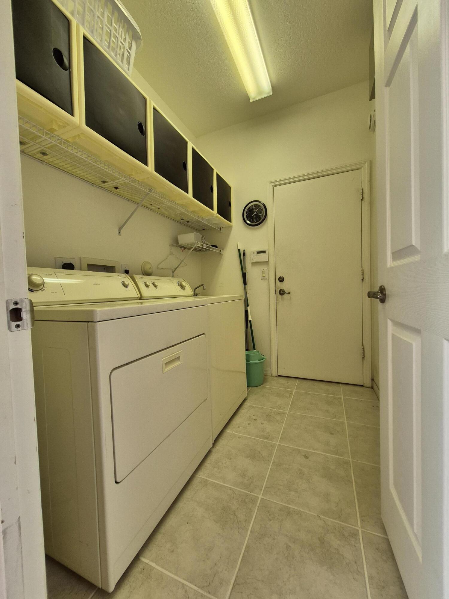 CORAL LAKES 12 - Residential Lease