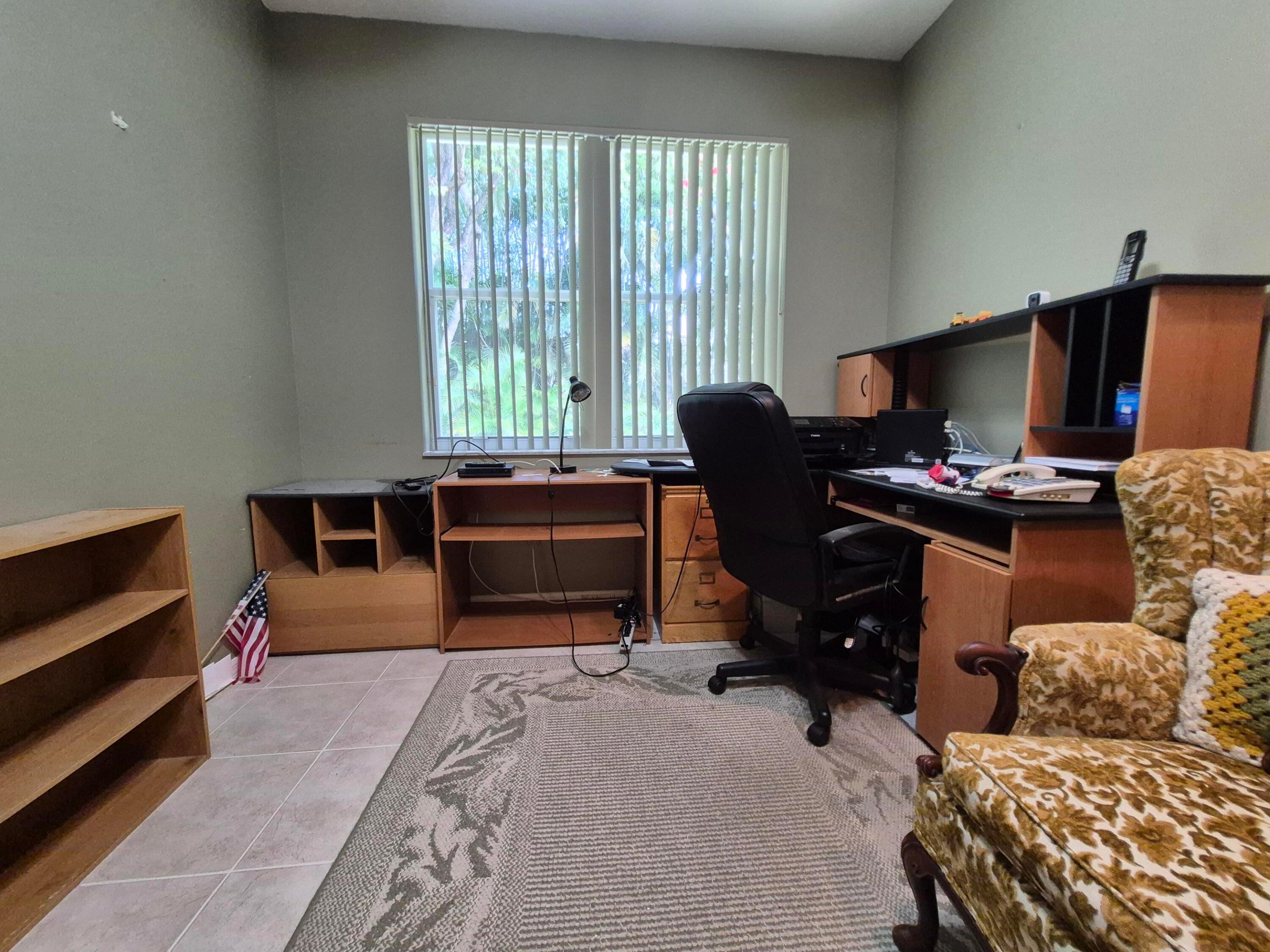 CORAL LAKES 12 - Residential Lease