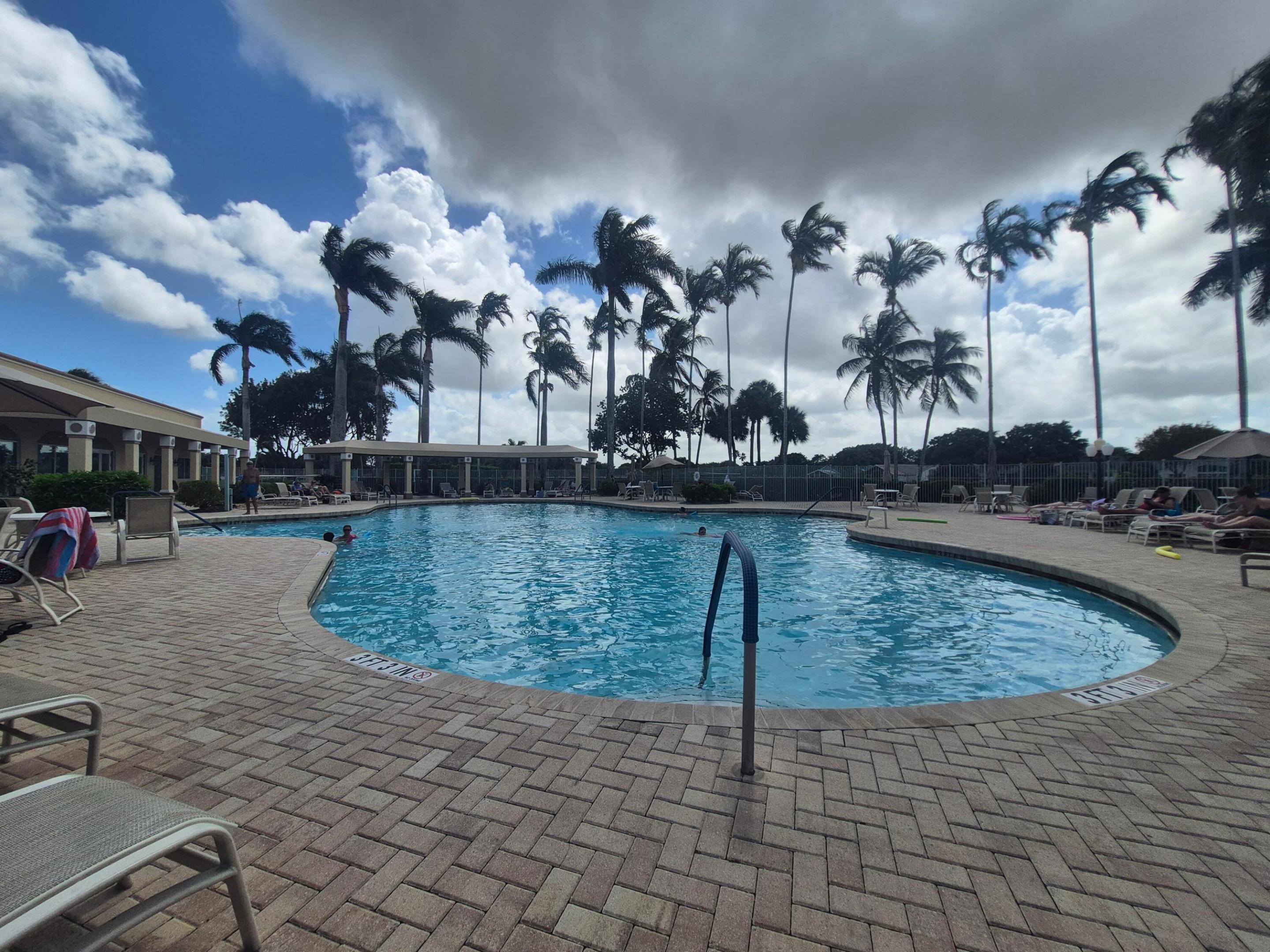 CORAL LAKES 12 - Residential Lease